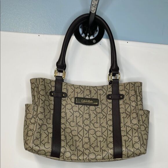 CALVIN KLEIN MONOGRAM TOTE BAG FTL-06-066 - Picture 1 of 10
